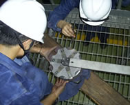 Gate valve plate grinding